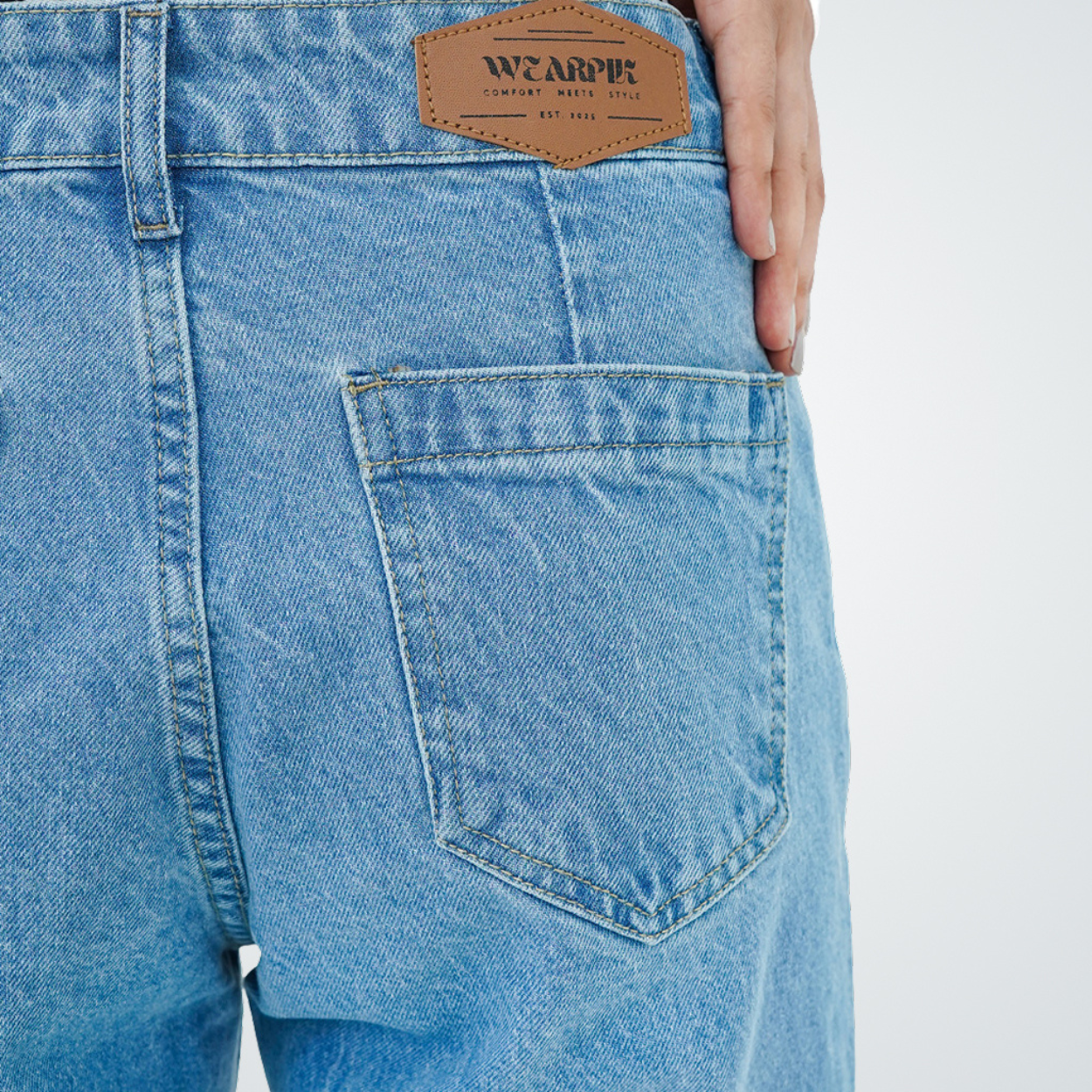 Classic Straight-Leg Denim – Light Blue Wash