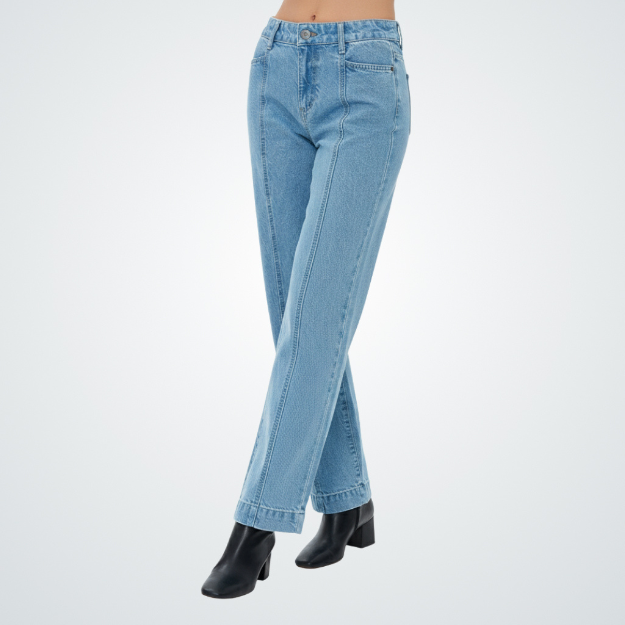 Classic Straight-Leg Denim – Light Blue Wash